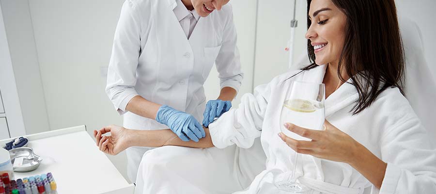 Hydration IV Refresh Therapy in Schaumburg, IL