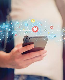 Social Media for Face Works in Schaumburg IL and Body Works Plastic Surgery in Chicago IL
